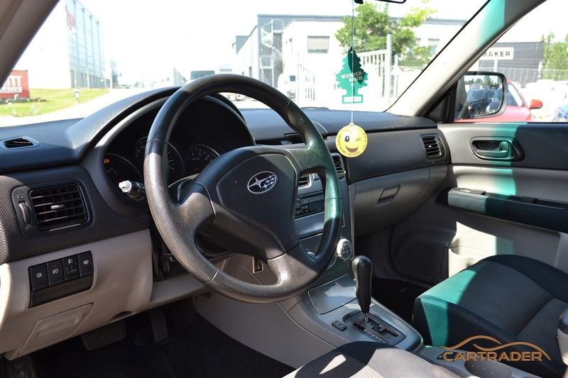 Subaru Forester bild 8