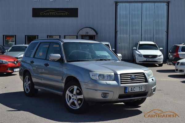 Subaru Forester 2.0 4WD Automatisk, 158hk| Nybes| SoV-hjul - 2008