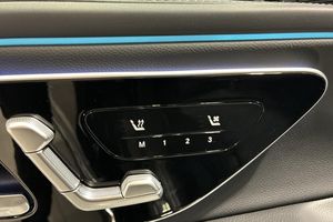 Mercedes E300 bild 12