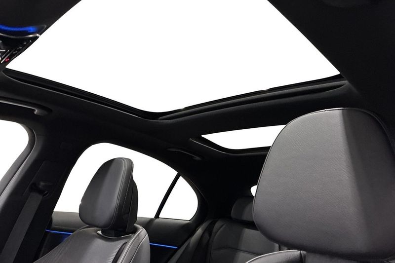 Mercedes E300 bild 14
