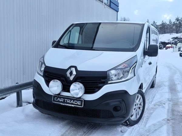Renault Trafic 2.7T 1.6 DCI NYBES SKÅPBIL DRAG VÄRM V-INREDD 2ÄG 120HK - 2015