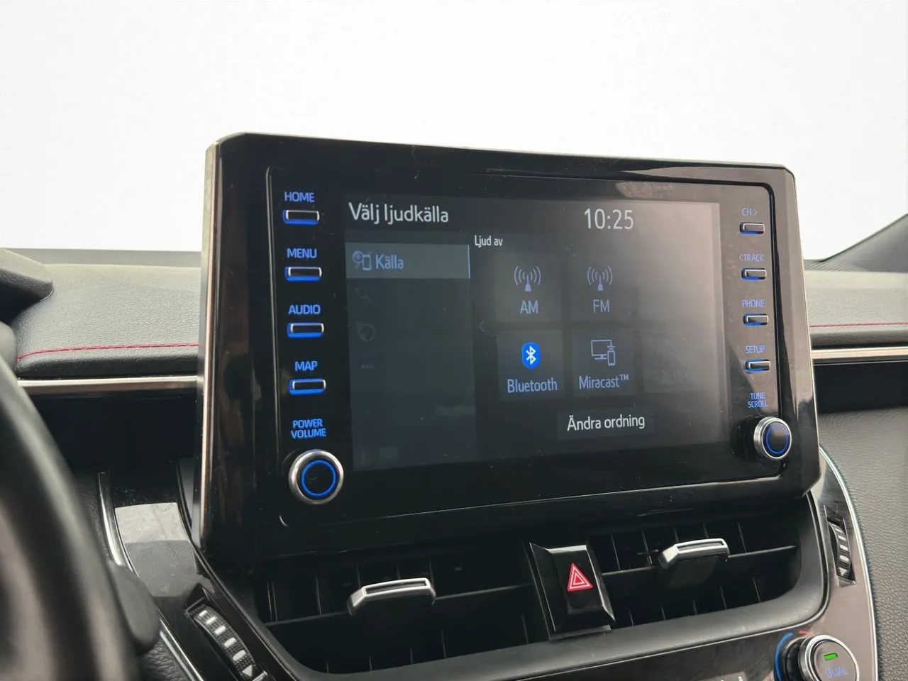 Vehicle image 21