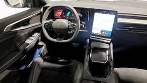 Renault Rafale bild 18