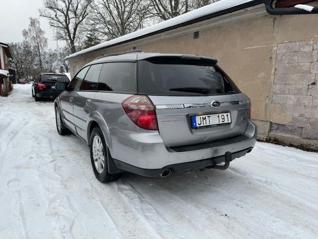 Subaru Outback bild 8