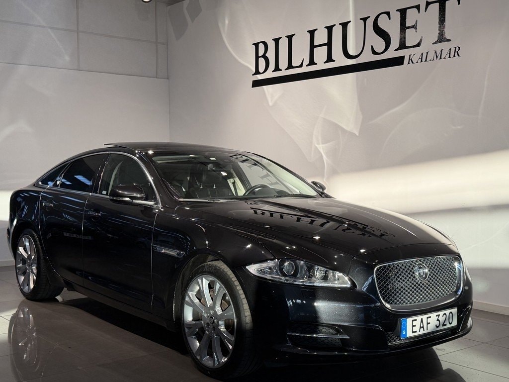 Jaguar XJ