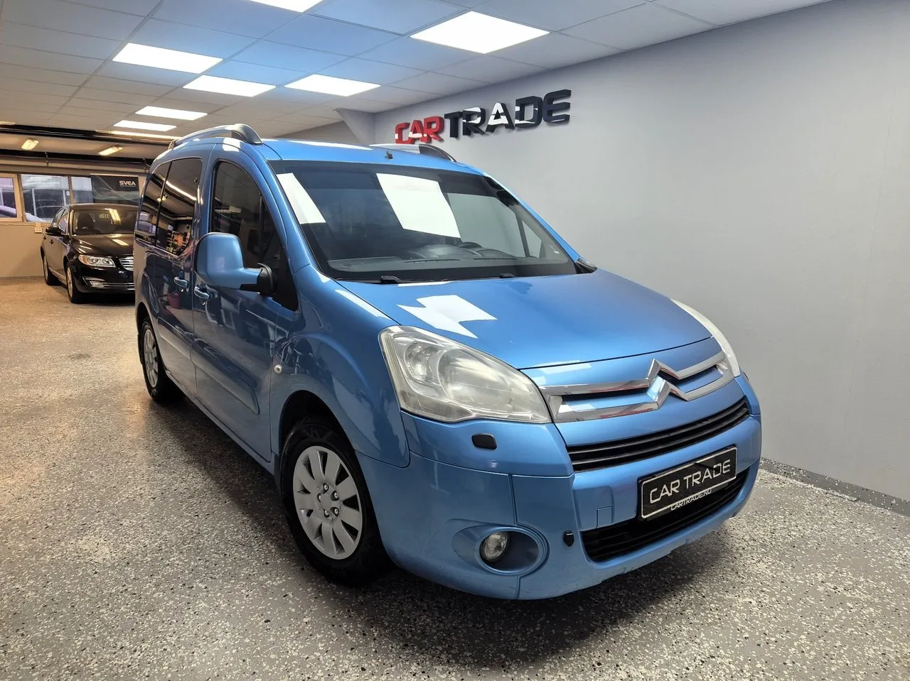 Vehicle image 2
