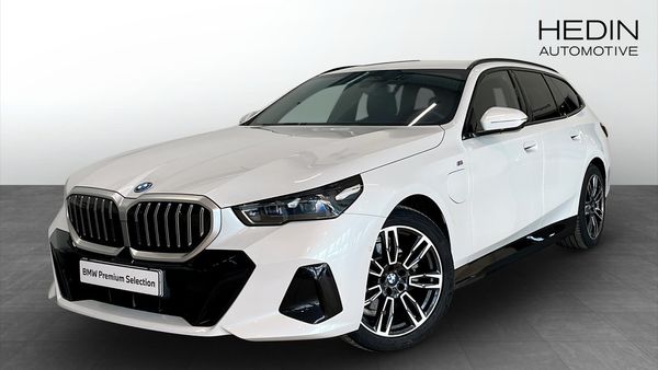BMW 530 e xDrive Touring M Sport Active Ed Drag Driving Ass Plus - 2025