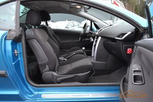 Peugeot 207 bild 9