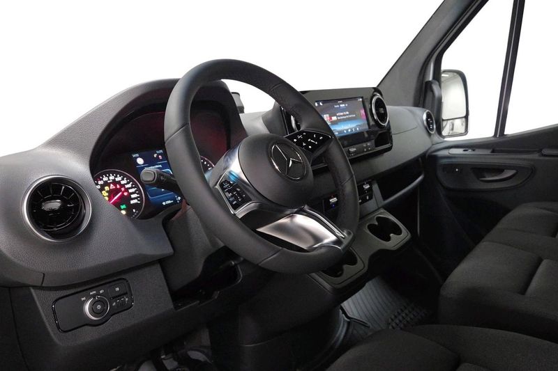 Mercedes Sprinter bild 6