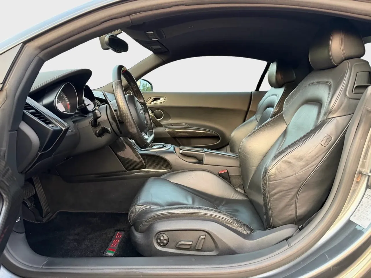Vehicle image 20