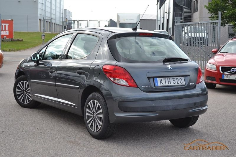 Peugeot 207 bild 2