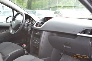Peugeot 207 bild 10