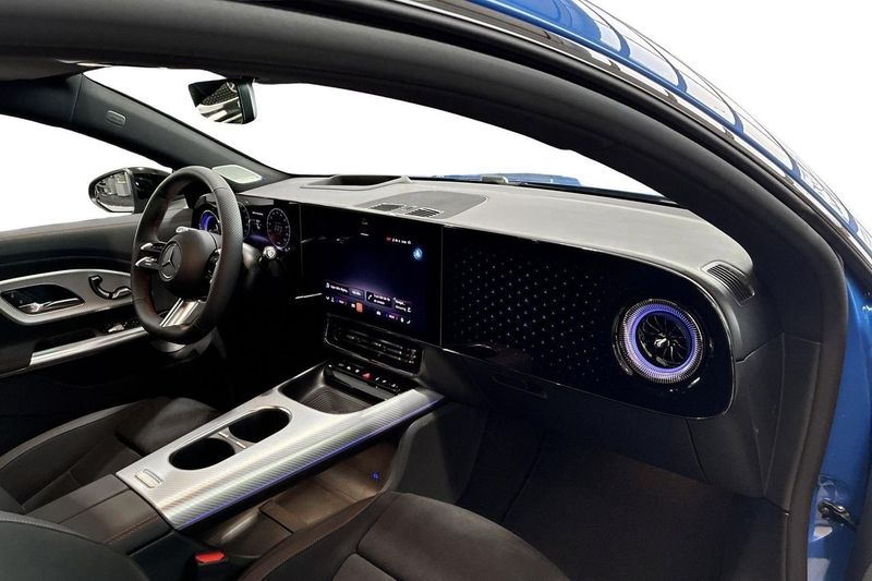 Mercedes CLA350 bild 9