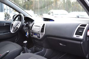 Hyundai i20 bild 9