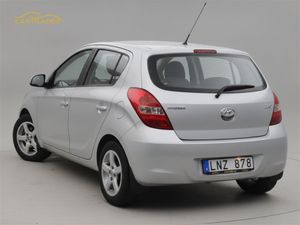 Hyundai i20 bild 2