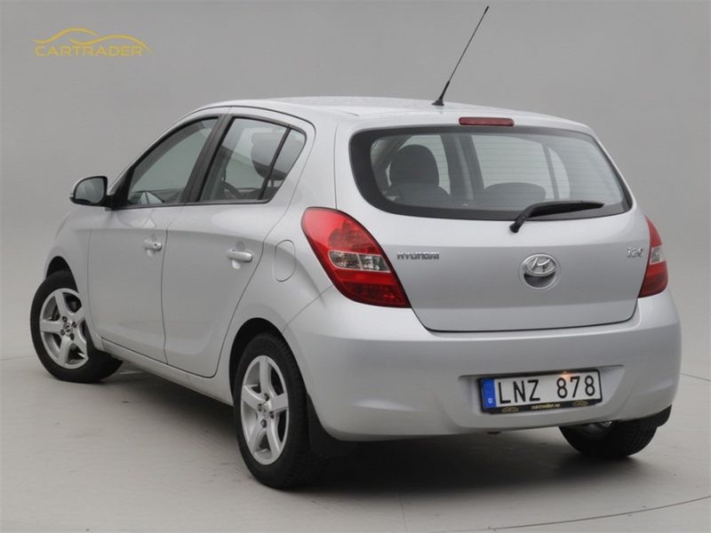 Hyundai i20 bild 2