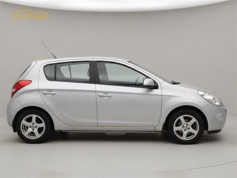 Hyundai i20 bild 4