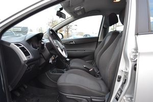 Hyundai i20 bild 6