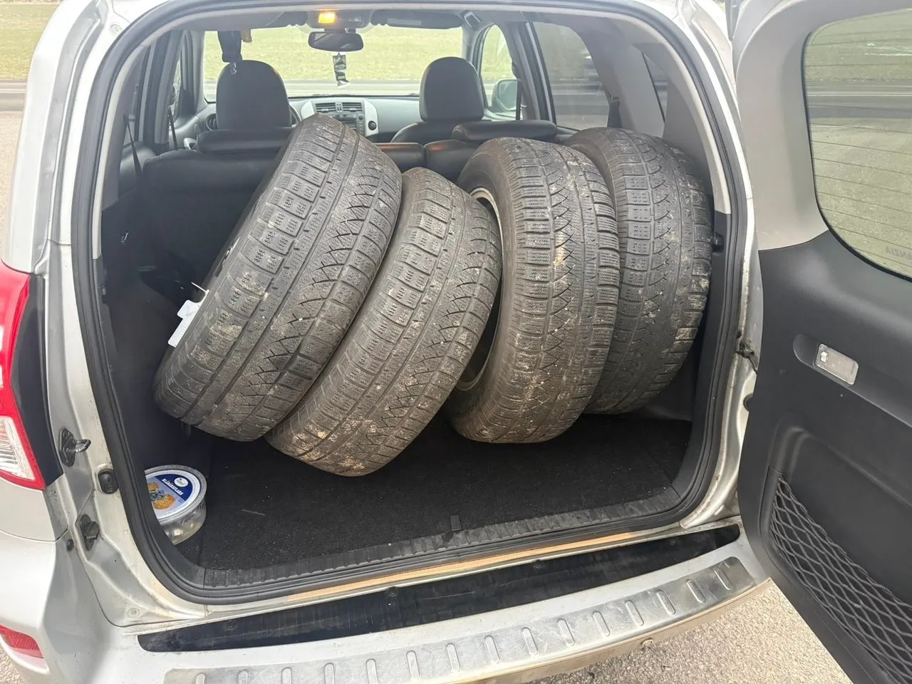 Vehicle image 11