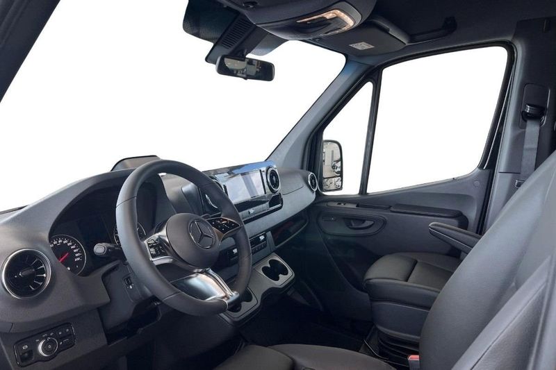 Mercedes Sprinter bild 6