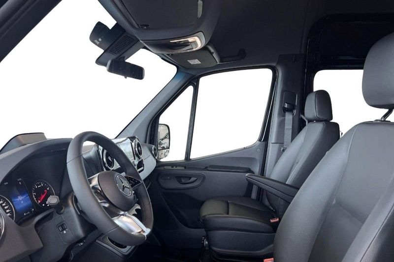 Mercedes Sprinter bild 11