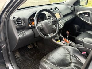 Toyota RAV4 bild 8
