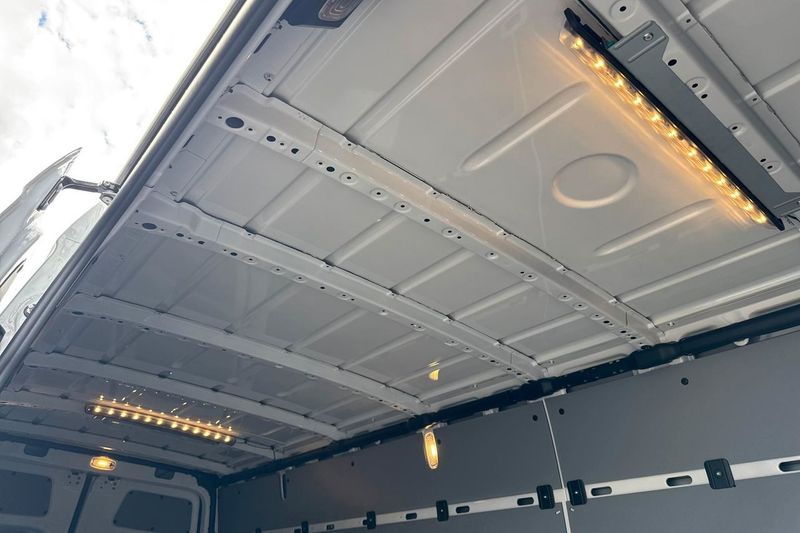 Mercedes e-Sprinter bild 9