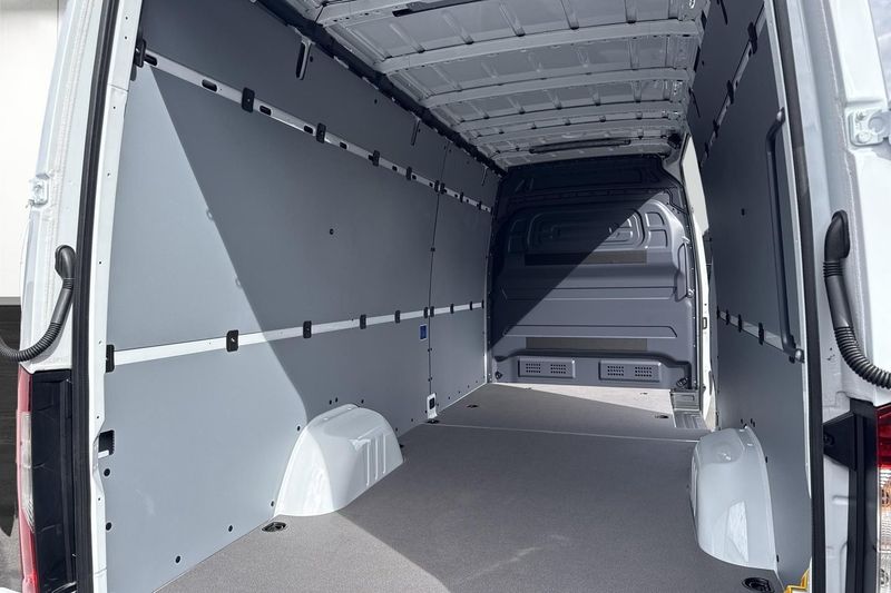 Mercedes e-Sprinter bild 8