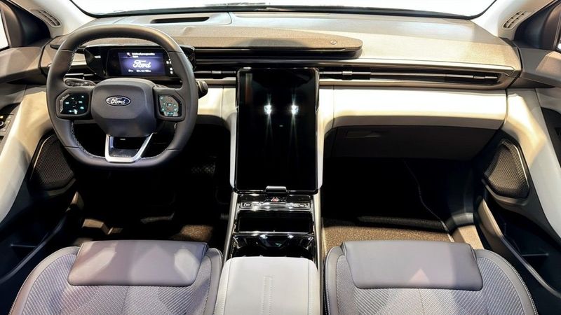 Ford Explorer bild 4