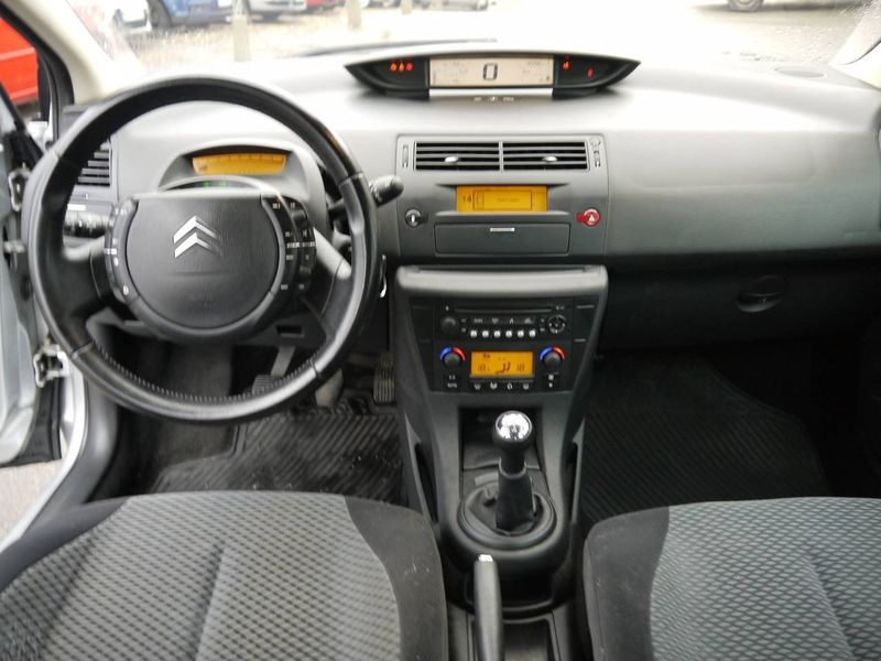 Citroen C4 bild 9