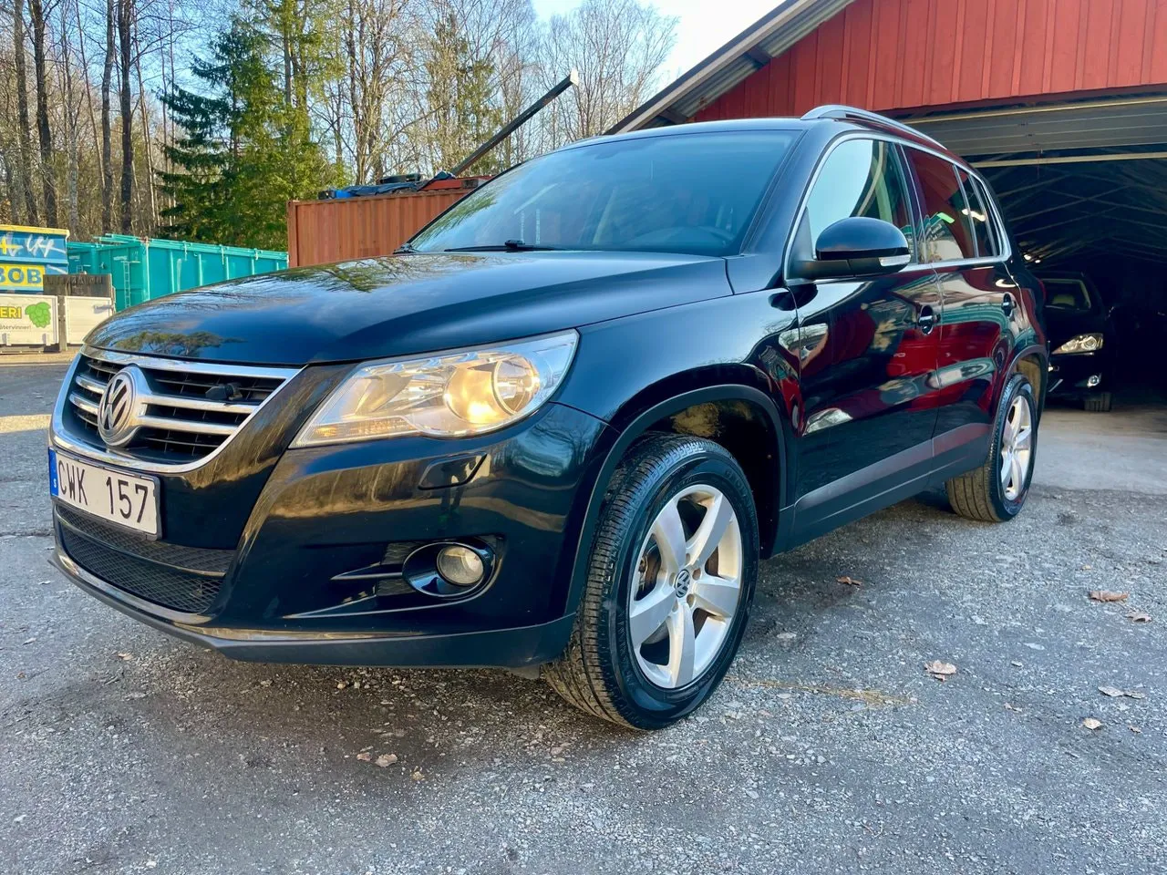 Vehicle image 7