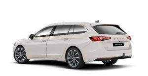 Skoda Superb bild 2
