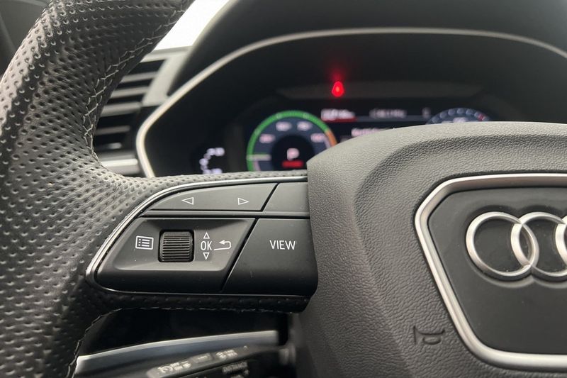 Audi Q3 bild 12