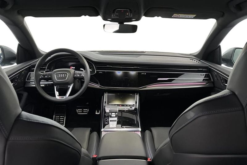 Audi RSQ8 bild 16