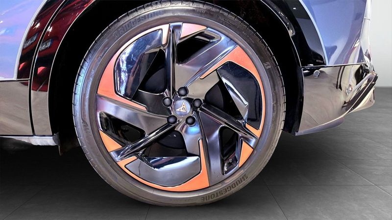 Cupra Tavascan bild 6