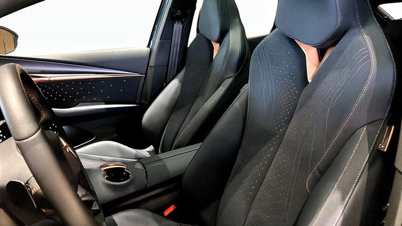 Cupra Tavascan bild 7