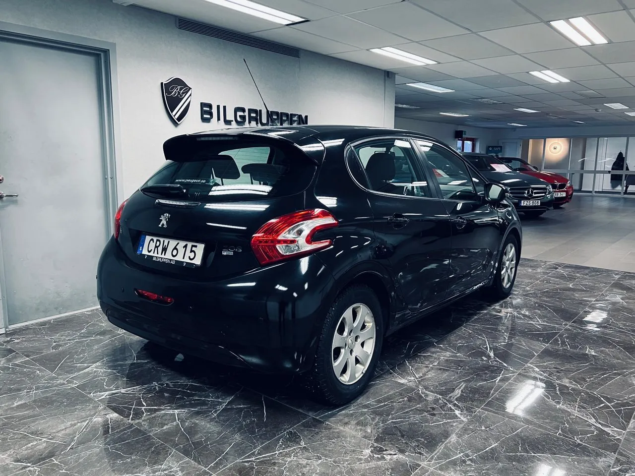 Vehicle image 3