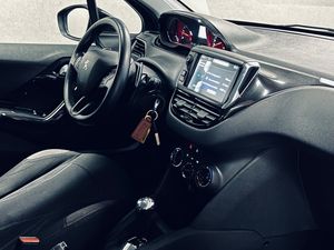 Peugeot 208 bild 11