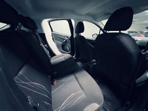 Peugeot 208 bild 12