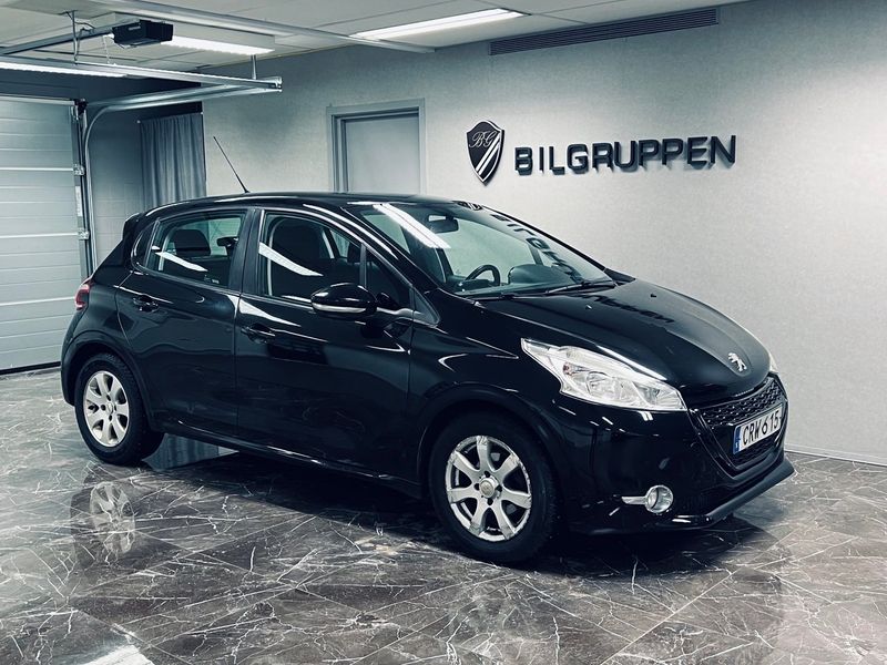 Peugeot 208 bild 2