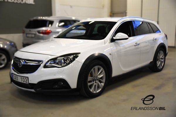 Opel Insignia Country Tourer 2.0 CDTI 4x4 Business NYSERVAD NAVI - 2014
