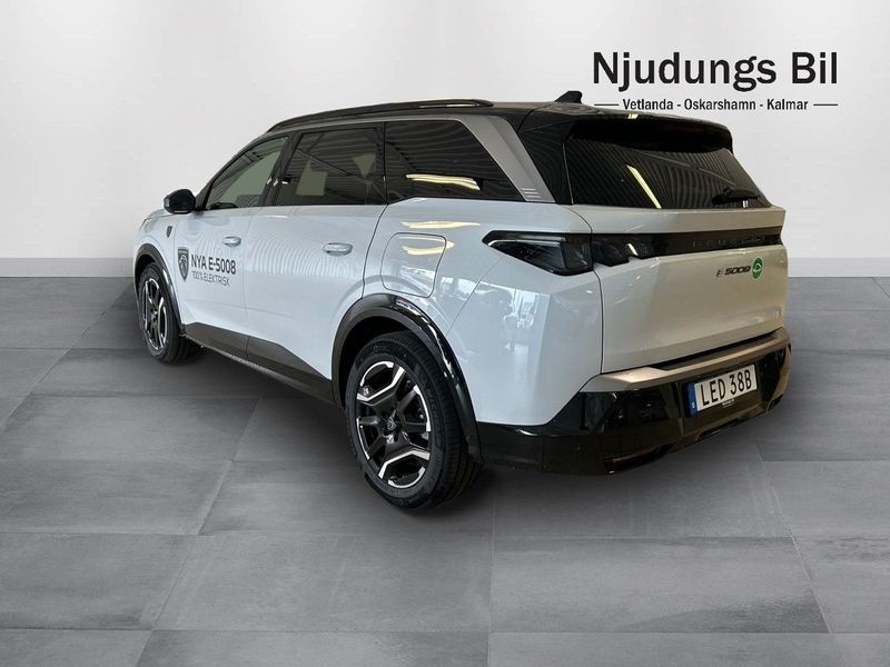 Peugeot e-5008 bild 2