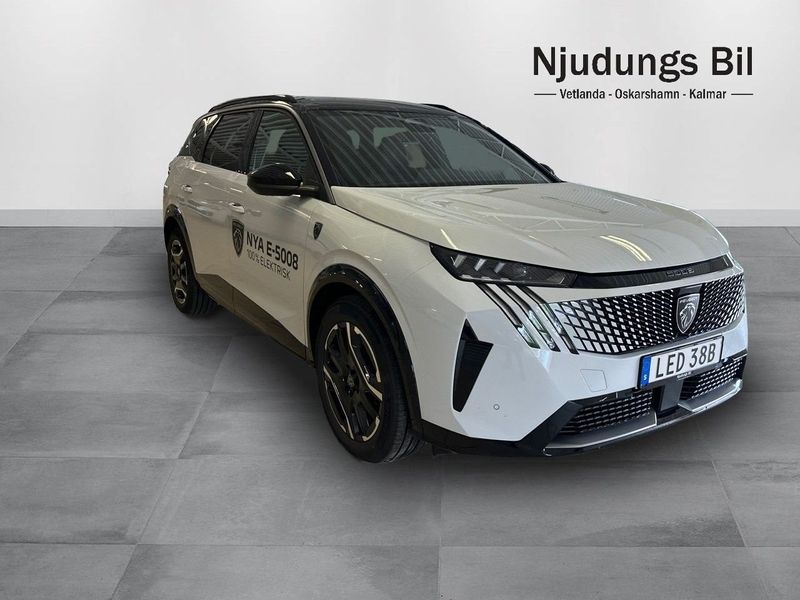 Peugeot e-5008 bild 4