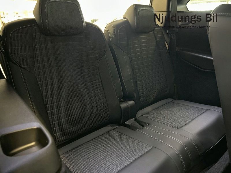 Peugeot e-5008 bild 10