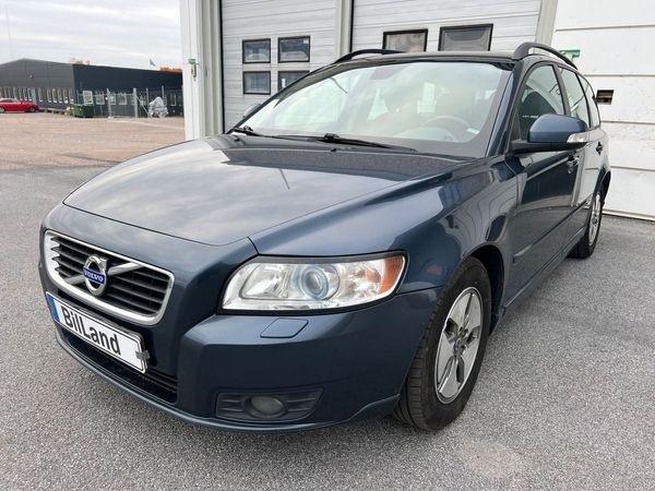 Volvo V50 D2 Momentum Euro 5, 2011 - 2011