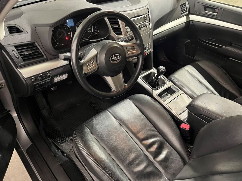 Subaru Outback bild 8