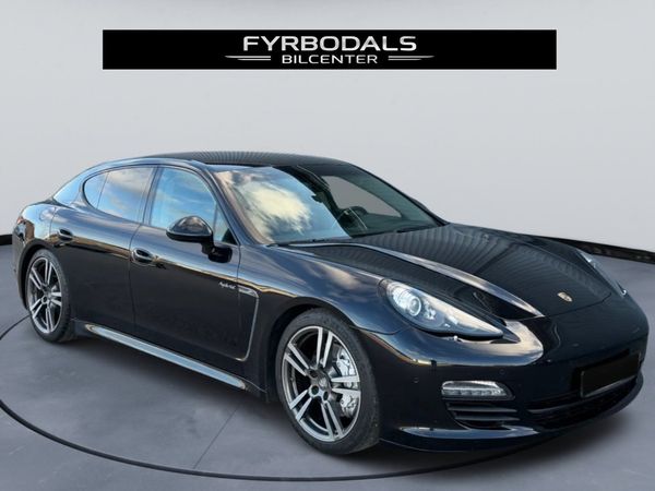 Porsche Panamera S Hybrid 380hk 3,0 V6 RWD Sport Chrono Pack 2998kr/mån - 2012