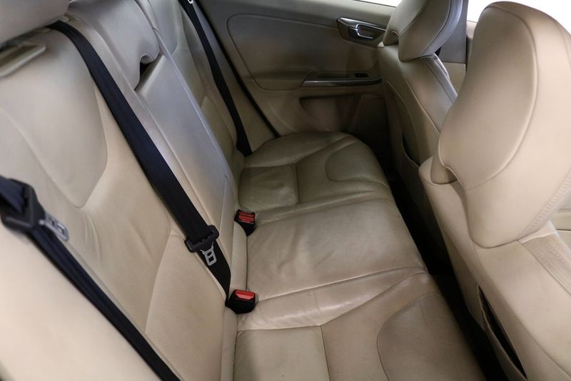 Volvo V60 bild 9