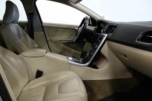 Volvo V60 bild 8