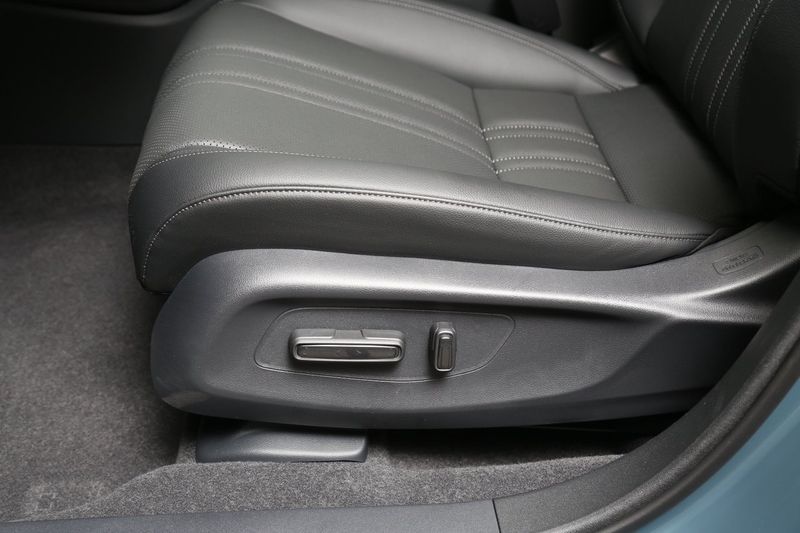 Honda ZR-V bild 19